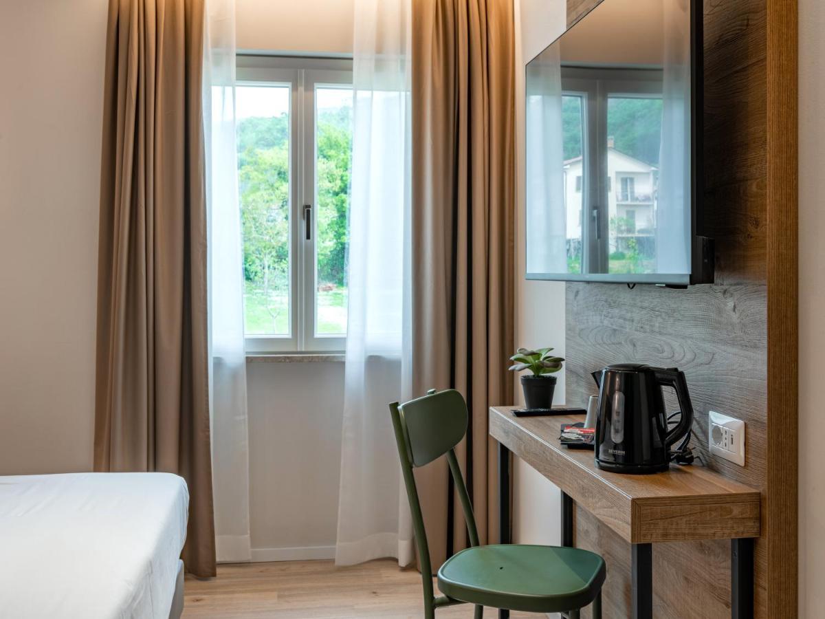 Catignano Hotel Gubbio Exteriör bild