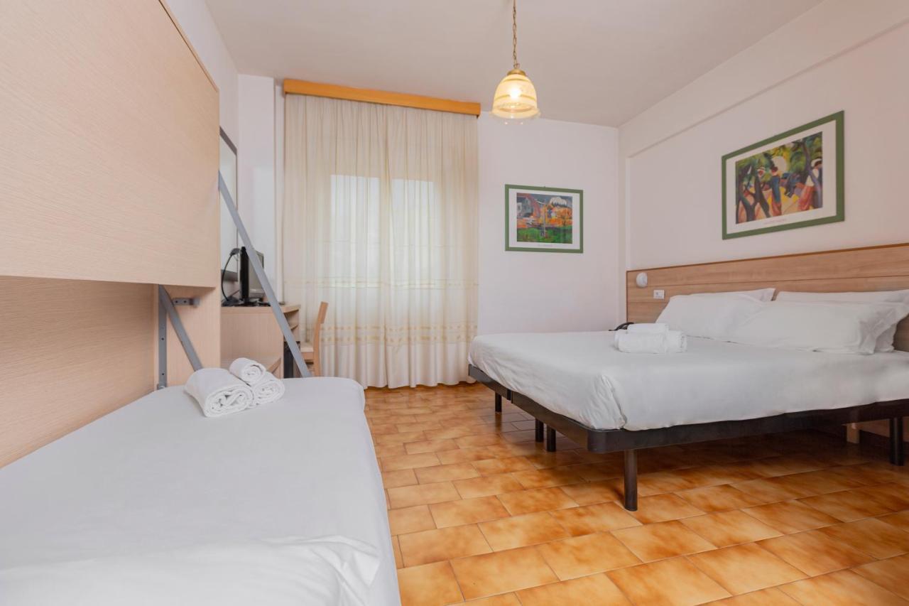 Catignano Hotel Gubbio Exteriör bild