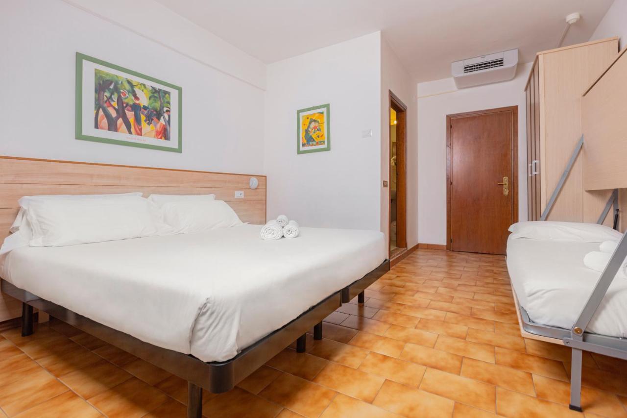 Catignano Hotel Gubbio Exteriör bild